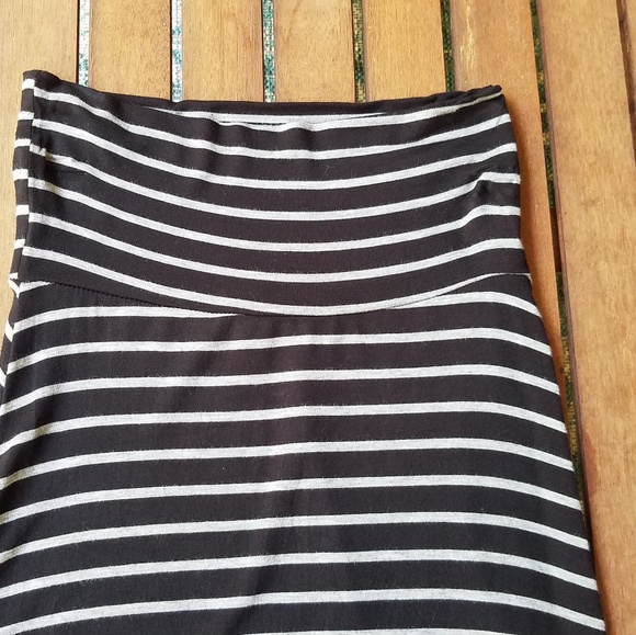 Diosa pretty maxi skirt with white stripes - Picture 3 of 4